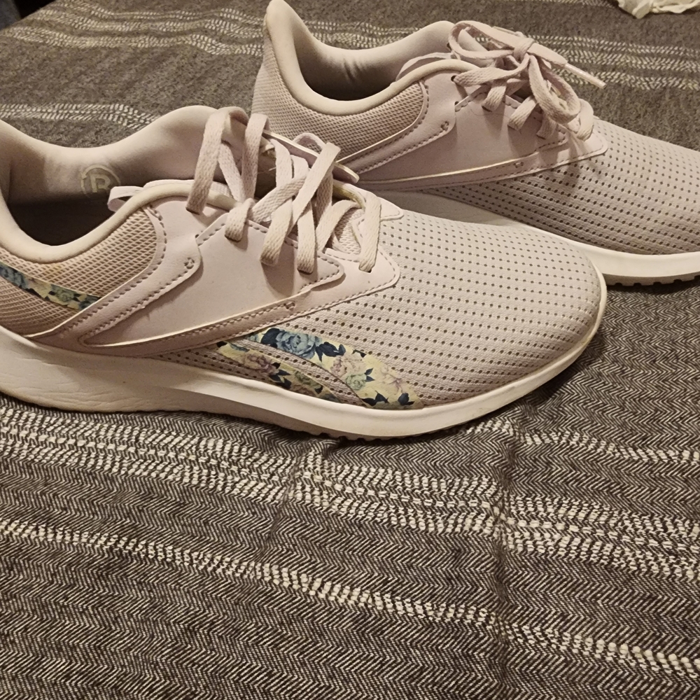 Reebok Women's Floral Accent Sneakers - Cream and Blue